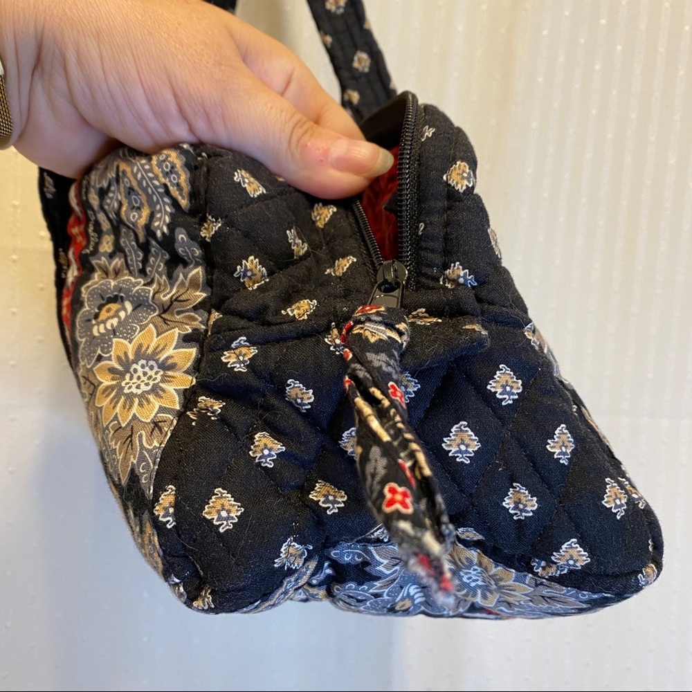 Vera Bradley black and red medium sized purse - Picture 3 of 10